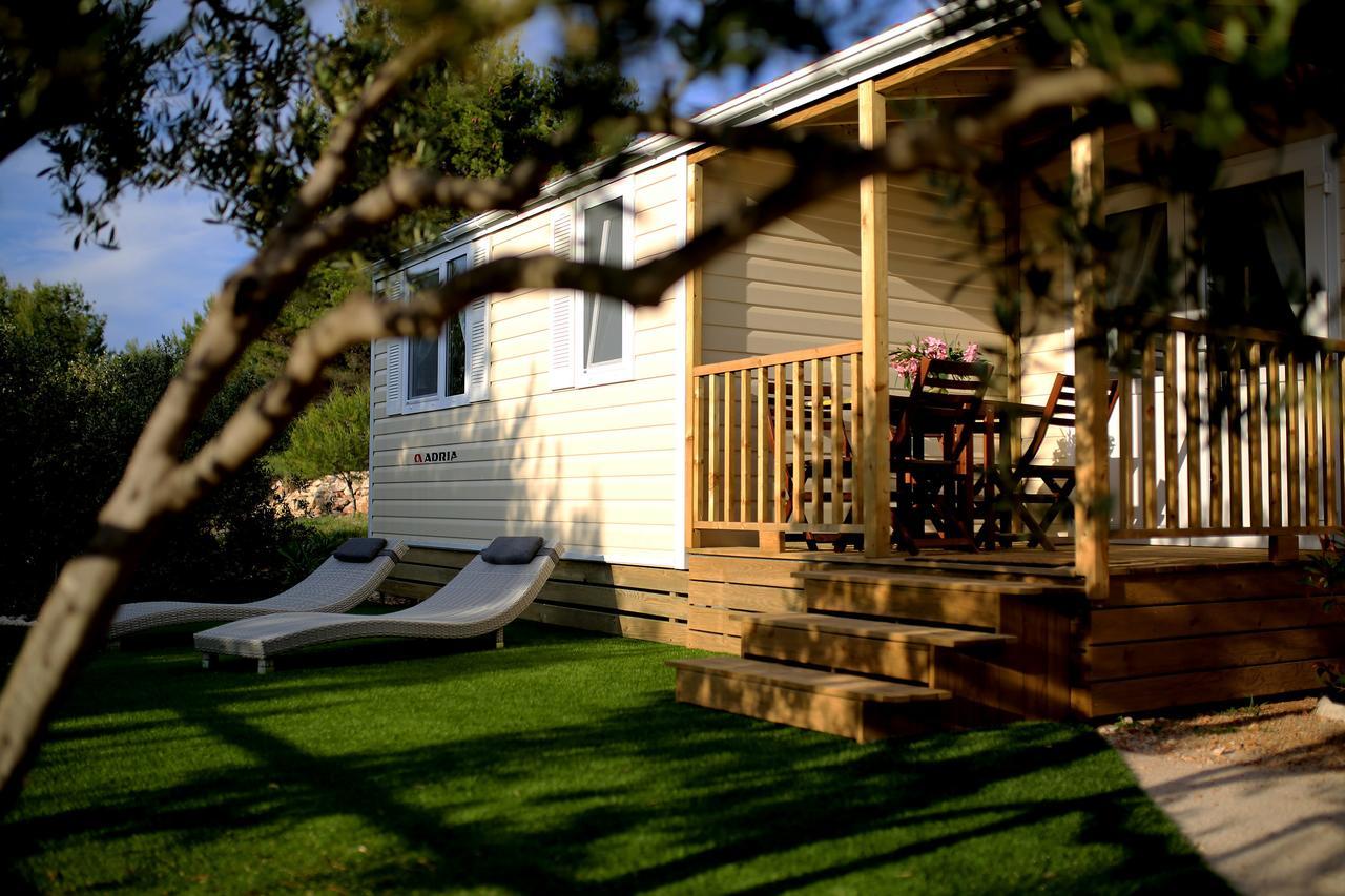 Mobile Homes-Slanica ムルテル エクステリア 写真