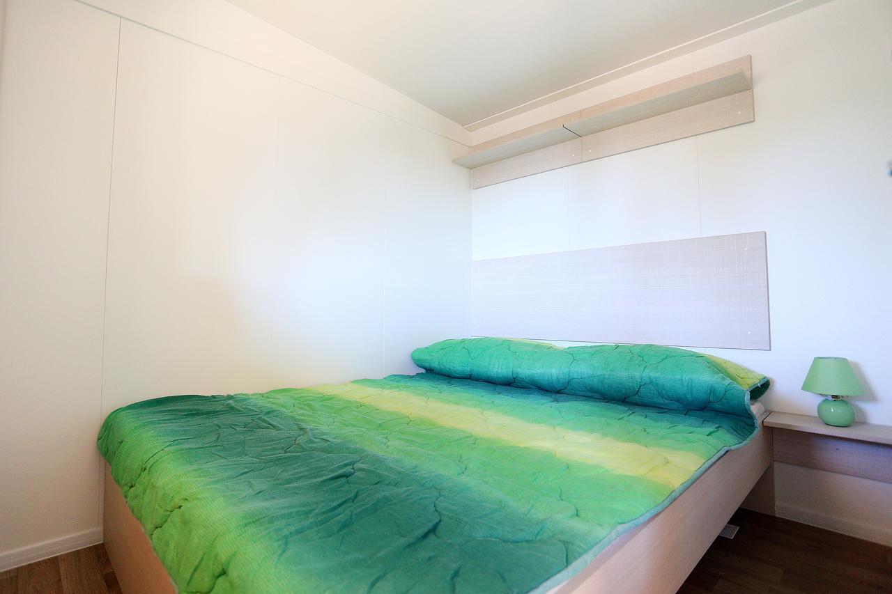 Mobile Homes-Slanica ムルテル エクステリア 写真