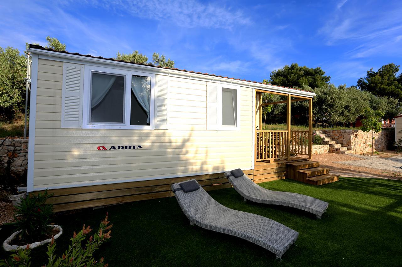 Mobile Homes-Slanica ムルテル エクステリア 写真