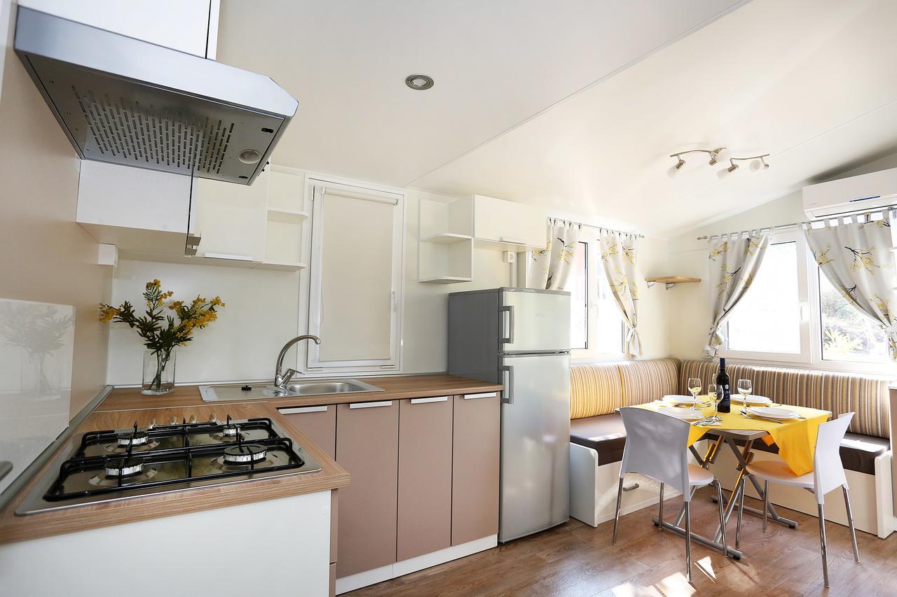 Mobile Homes-Slanica ムルテル エクステリア 写真