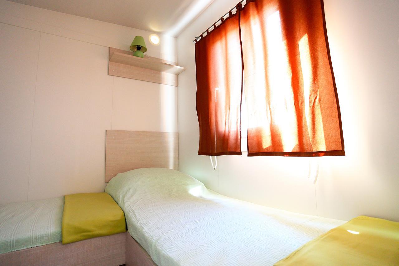 Mobile Homes-Slanica ムルテル エクステリア 写真