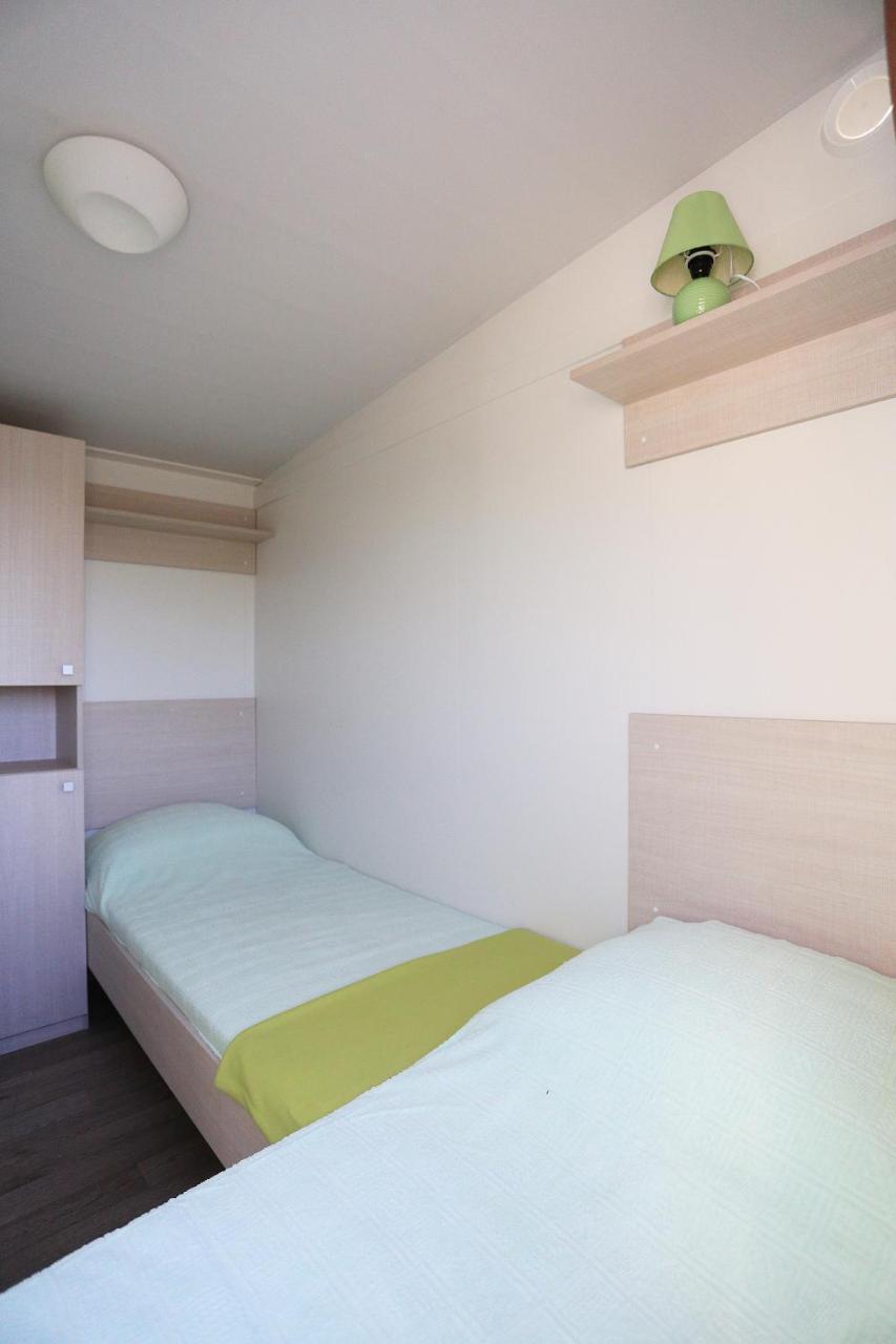 Mobile Homes-Slanica ムルテル エクステリア 写真