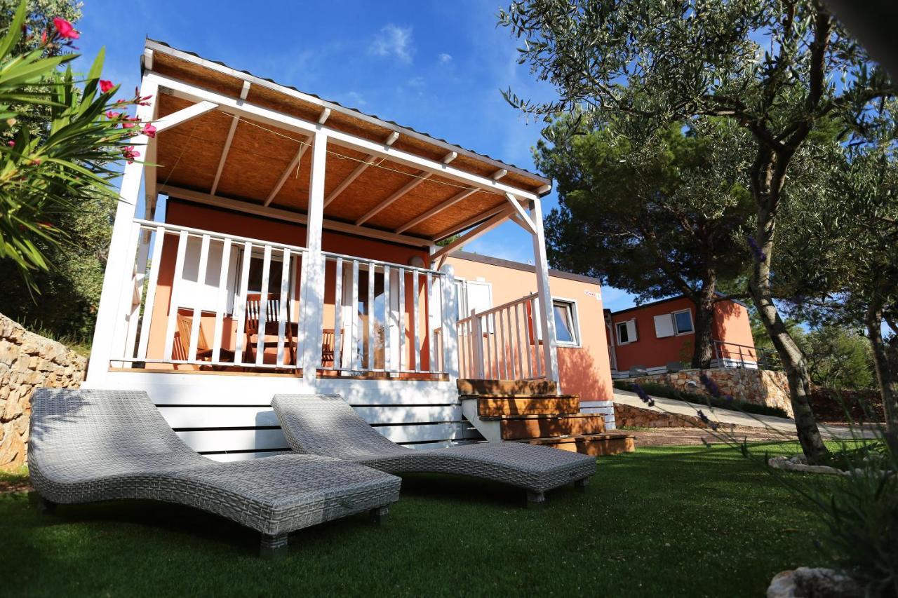 Mobile Homes-Slanica ムルテル エクステリア 写真