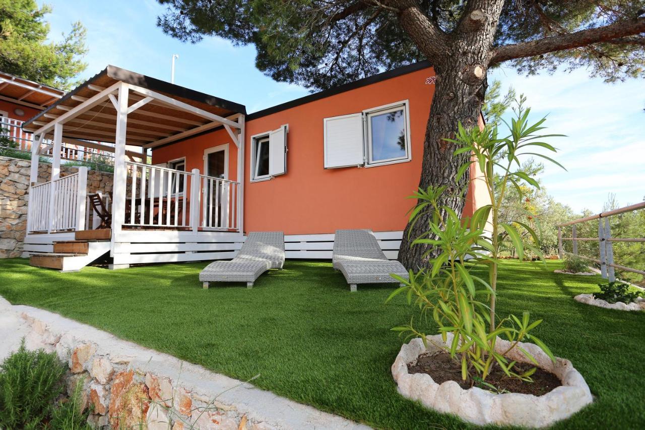 Mobile Homes-Slanica ムルテル エクステリア 写真