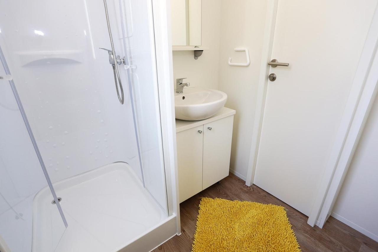 Mobile Homes-Slanica ムルテル エクステリア 写真