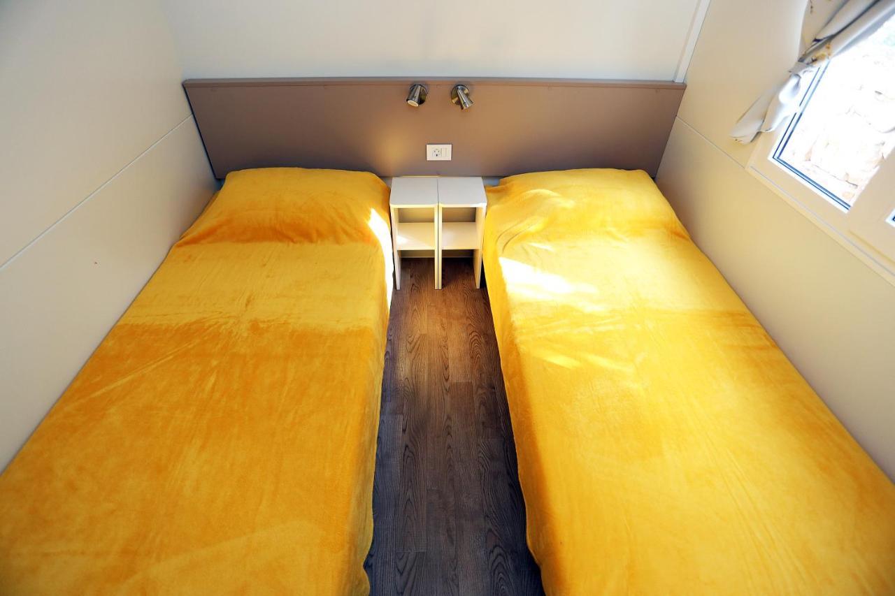Mobile Homes-Slanica ムルテル エクステリア 写真
